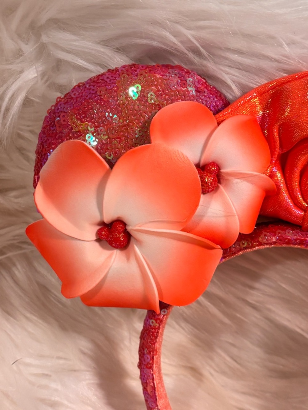 Shanghai Disney Resort Coral Plumeria Sequin Minnie Ears NWT - Picture 3 of 8